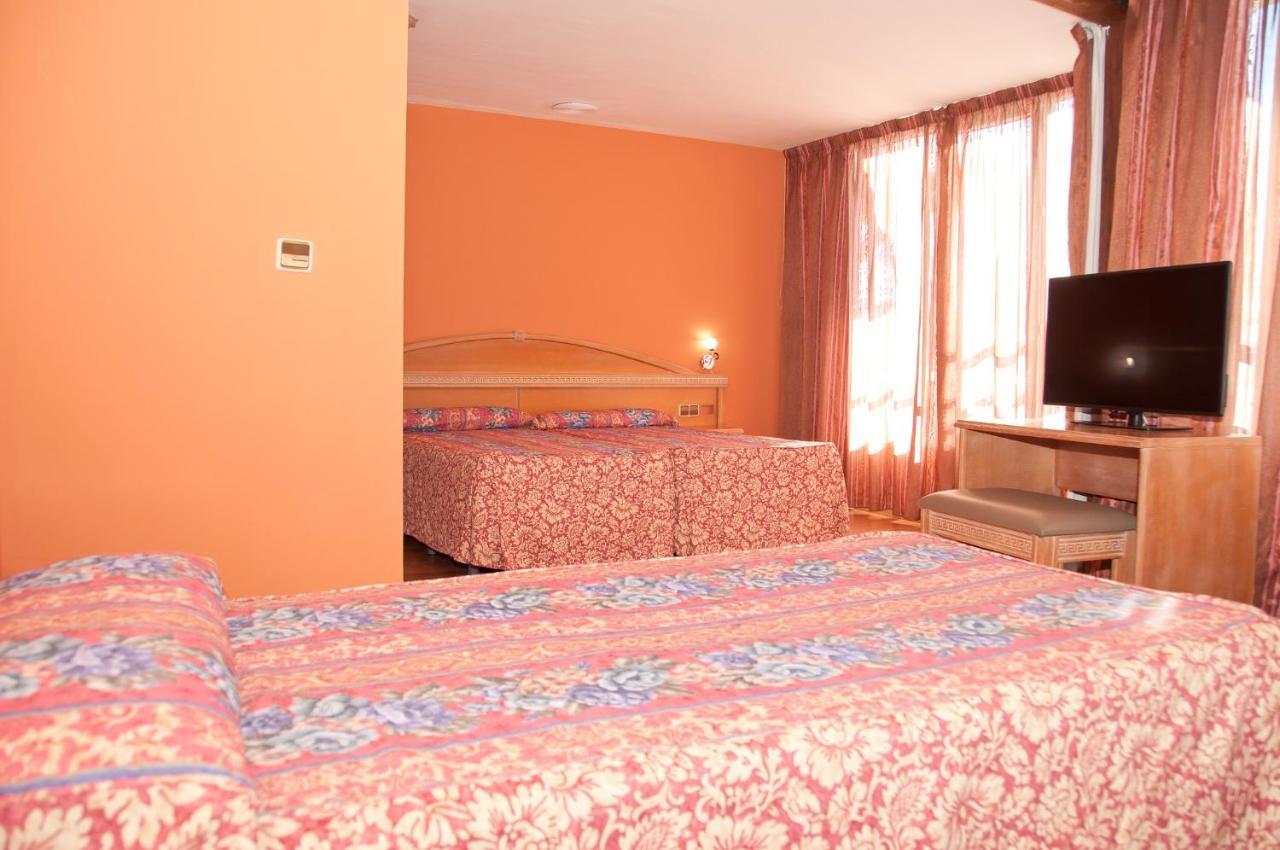 סיירה נבדה Hotel Reino Nevado מראה חיצוני תמונה