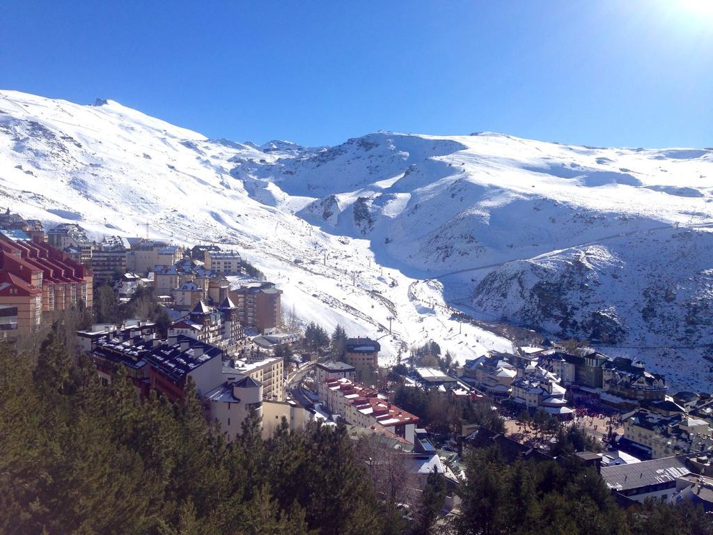 סיירה נבדה Hotel Reino Nevado מראה חיצוני תמונה