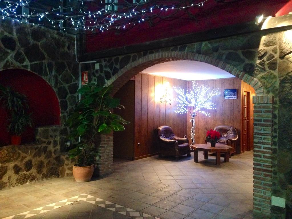 סיירה נבדה Hotel Reino Nevado מראה חיצוני תמונה