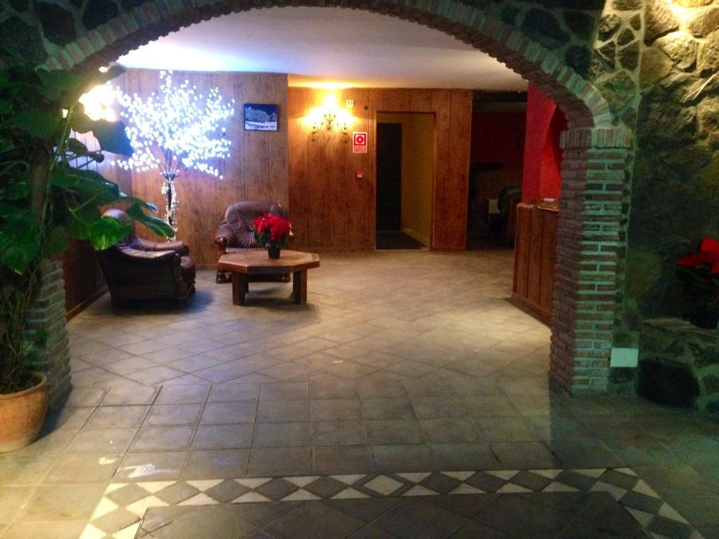 סיירה נבדה Hotel Reino Nevado מראה חיצוני תמונה