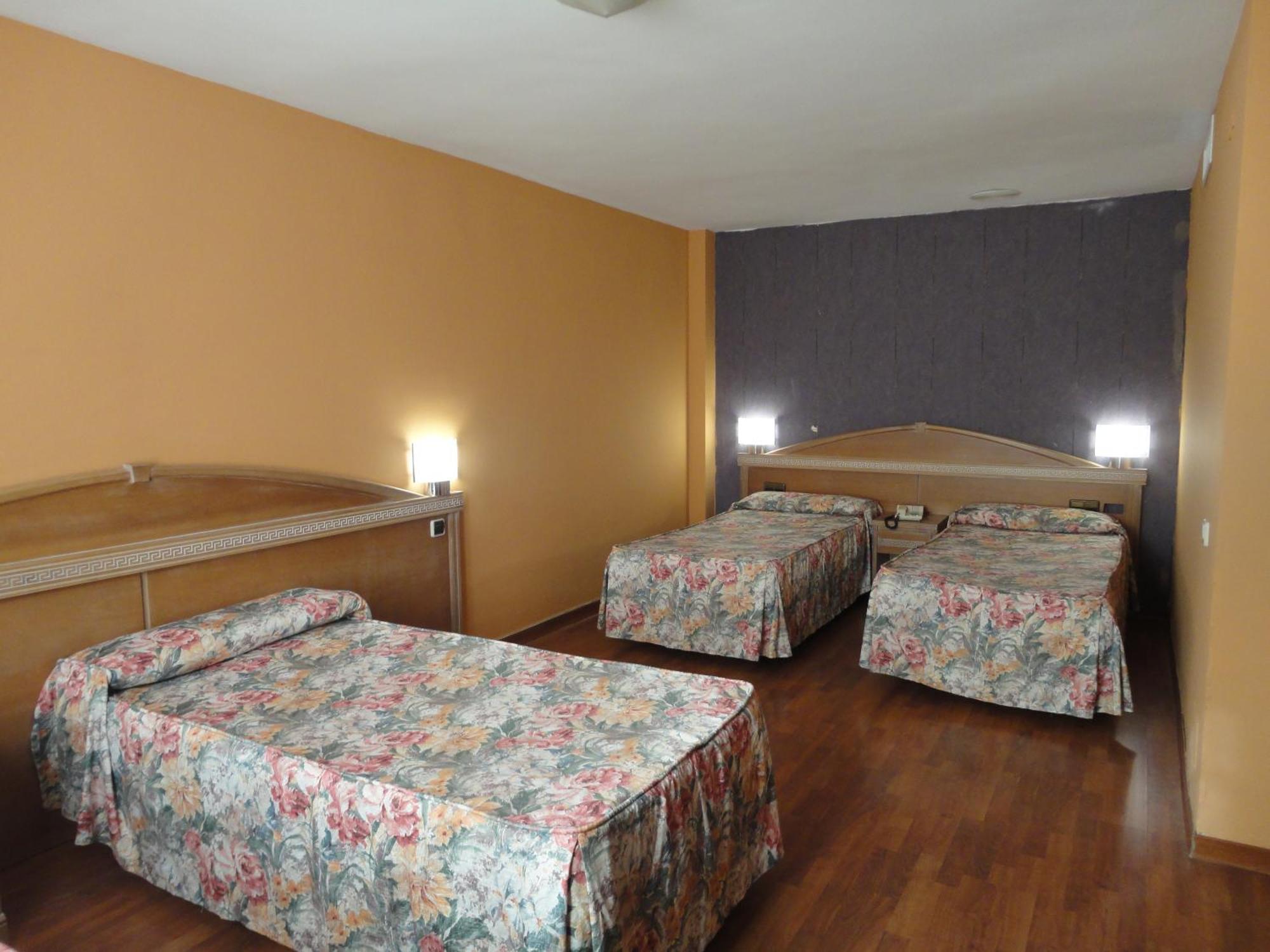 סיירה נבדה Hotel Reino Nevado מראה חיצוני תמונה
