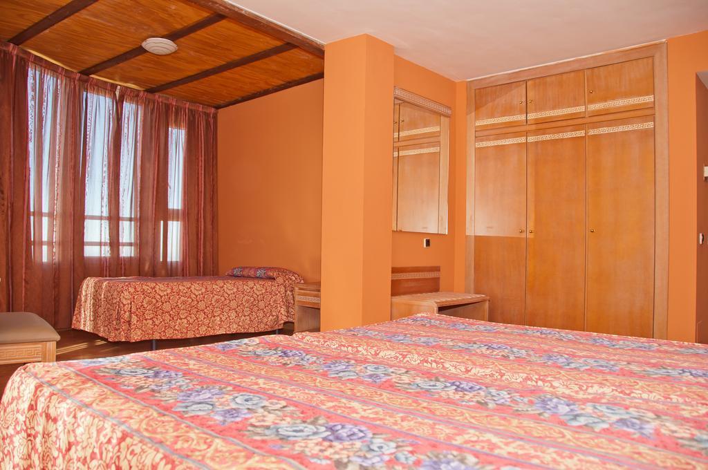 סיירה נבדה Hotel Reino Nevado מראה חיצוני תמונה