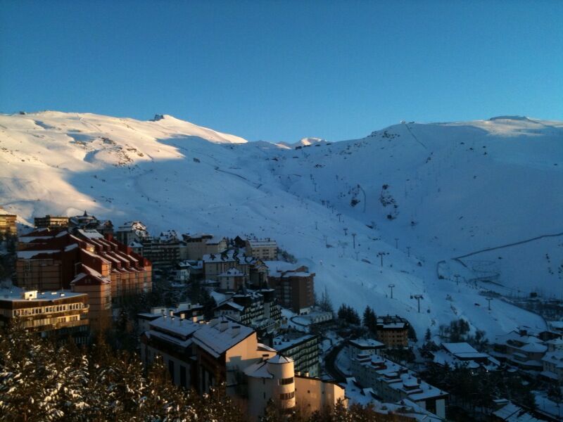 סיירה נבדה Hotel Reino Nevado מראה חיצוני תמונה